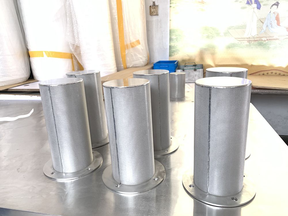 烧结网与金属网有何区别你知路吗？